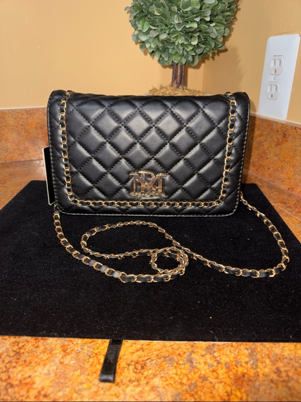 Badgley Mischka Quilted Bag NWT